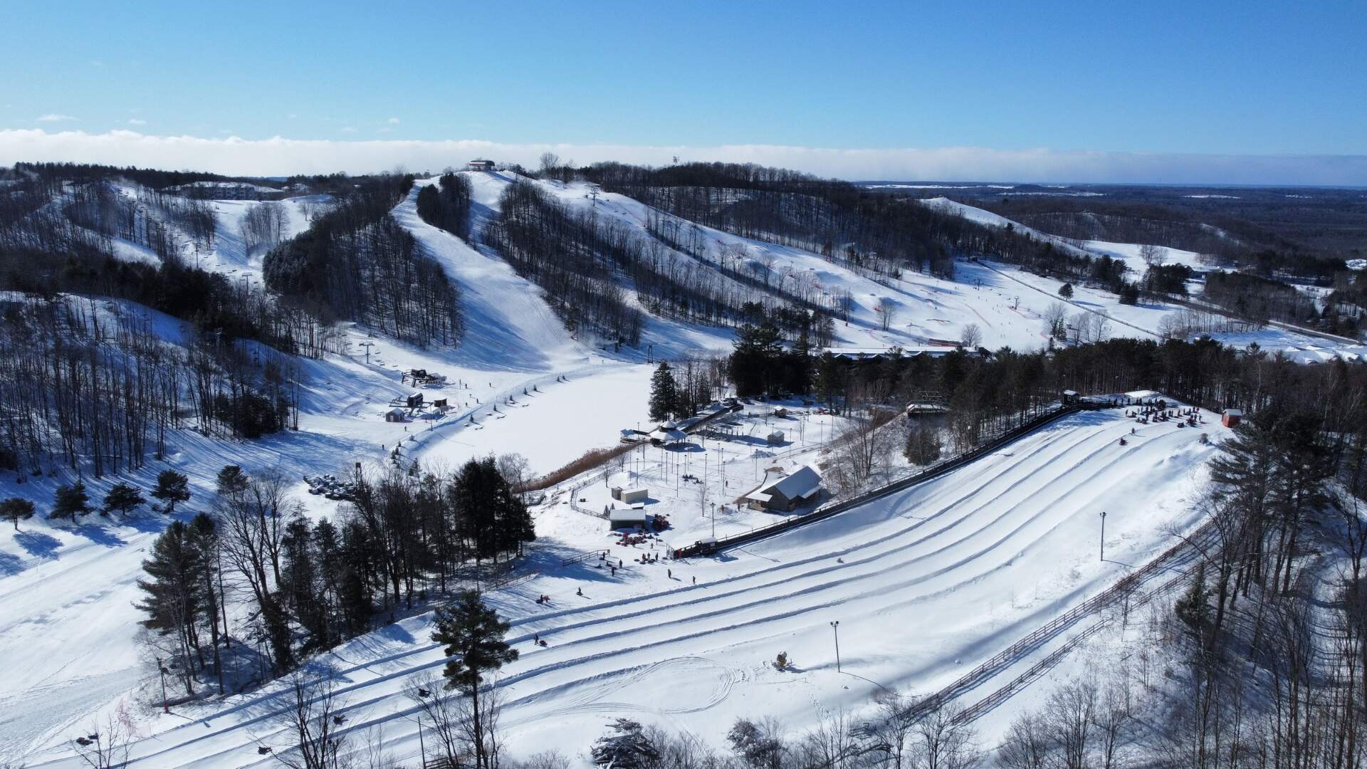 drone of Horseshoe Valley Resort
